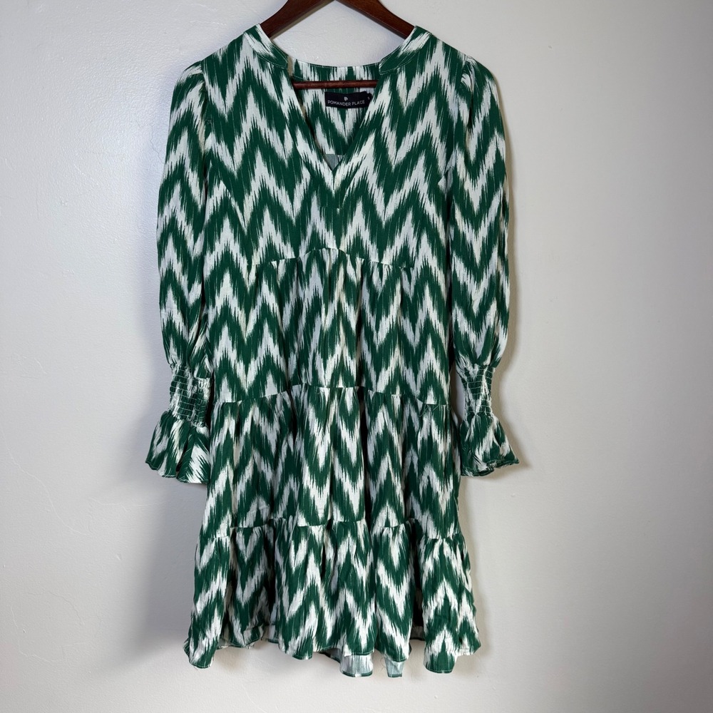 Pomander Place Ikat Chevron Tiered Smocked Cuff Mini Dress Size S‎ Green White